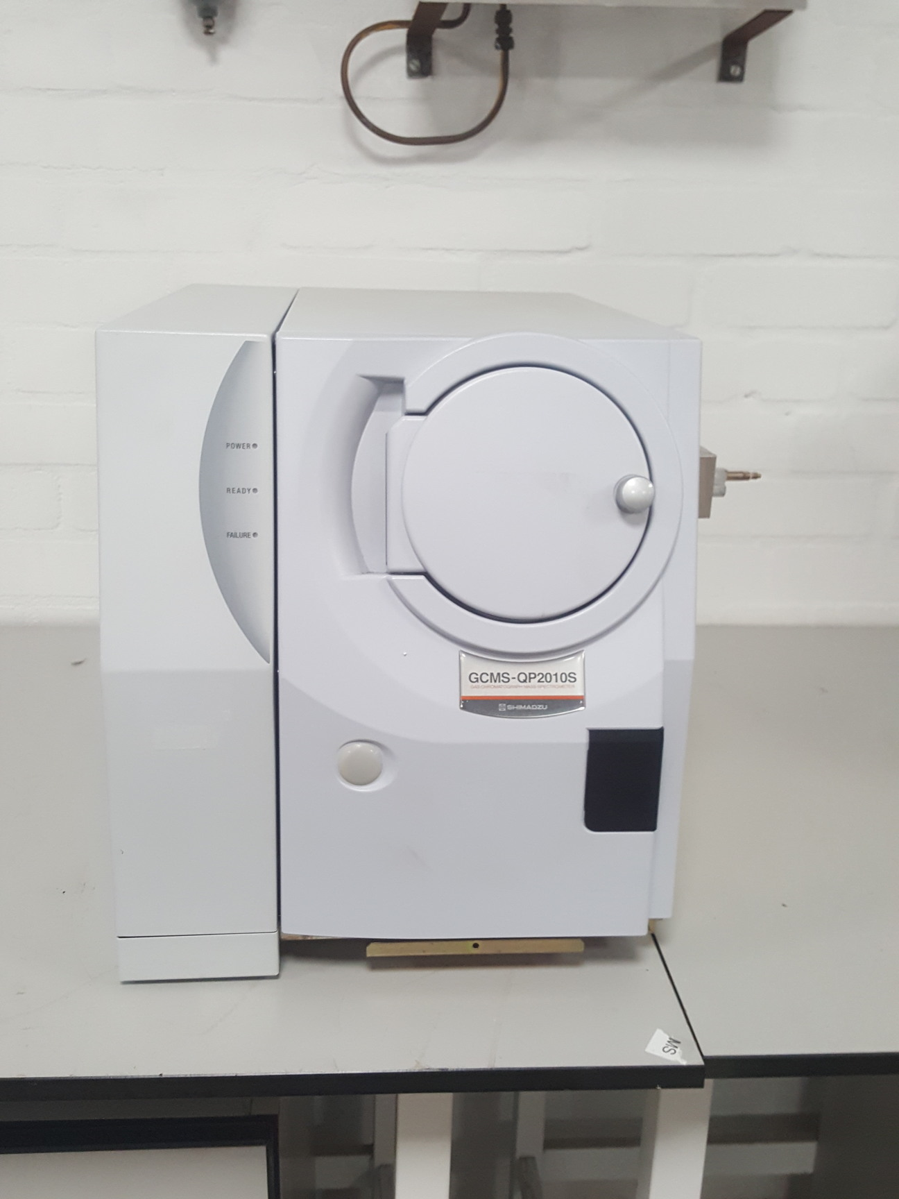 Image of Shimadzu GCMS-QP2010 SE + GC-2010 + AOC-20I Auto Injector Gas Chromatograph GCMS