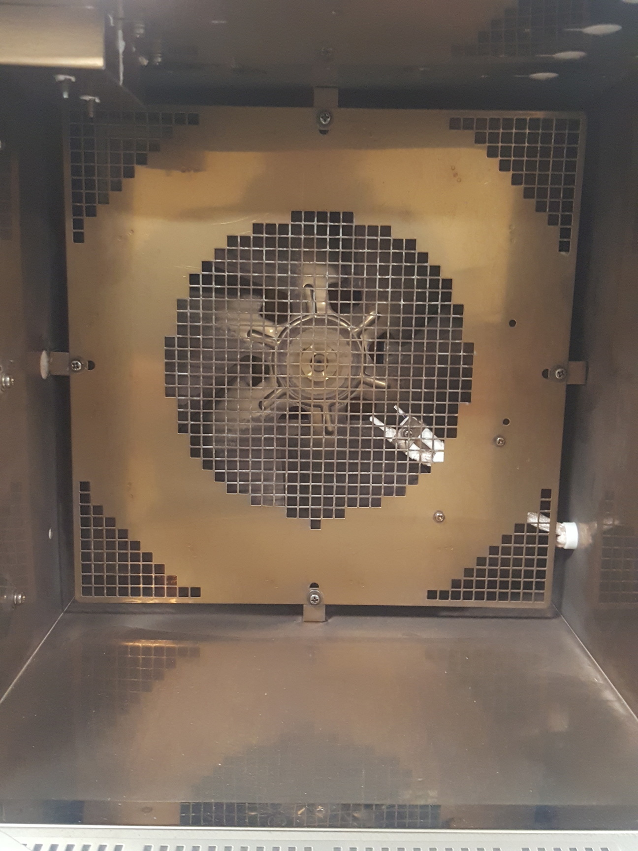 Image of Shimadzu GCMS-QP2010 SE + GC-2010 + AOC-20I Auto Injector Gas Chromatograph GCMS