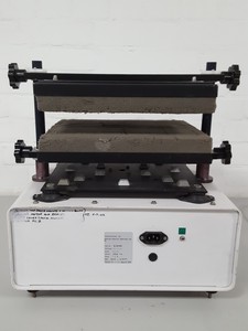 Thumbnail image of Luckham V400 Vortexer Platform Shaker Rocker Lab Multi Level