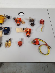 Thumbnail image of Lot of Waveguide Tube Valves - 9 x Oki V10, V10A, 1 x EMI R5146, Varian X12 Lab