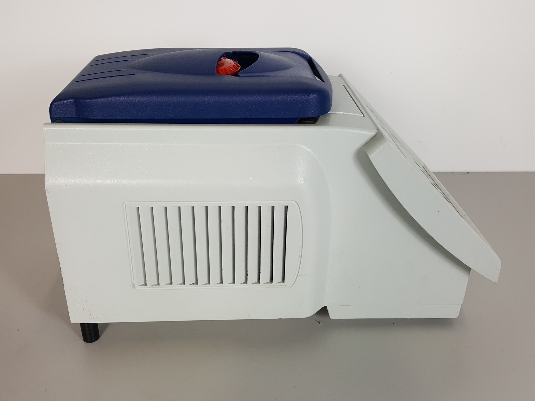 Image of Techne Genius Thermal Cycler FGEN05TD Lab PCR