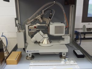 Thumbnail image of Oxford Diffraction Xcalibur 3 XRD Diffractometer + CryoDrive 2 KMW200CCD Chiller