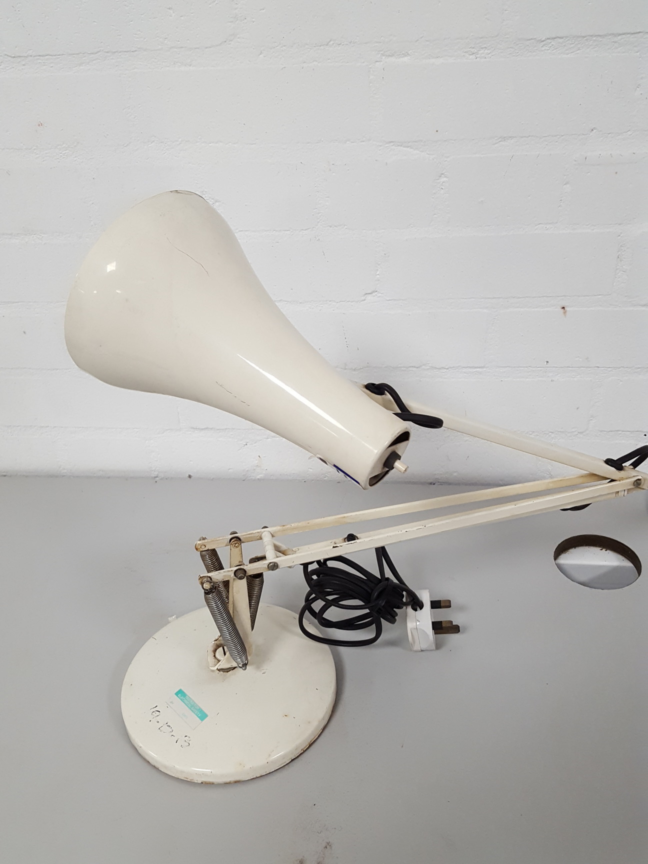 Image of Swing Arm Desk Lamp Anglepoise Type White 