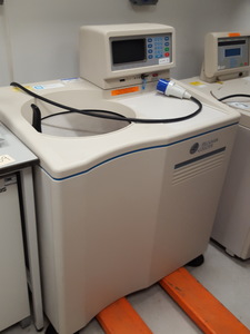 Thumbnail image of Beckman Coulter Optima XL-80K Ultracentrifuge Lab Centrifuge