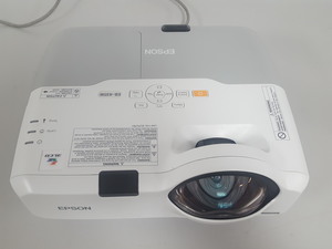 Thumbnail image of Epson EB-435W LCD Projector