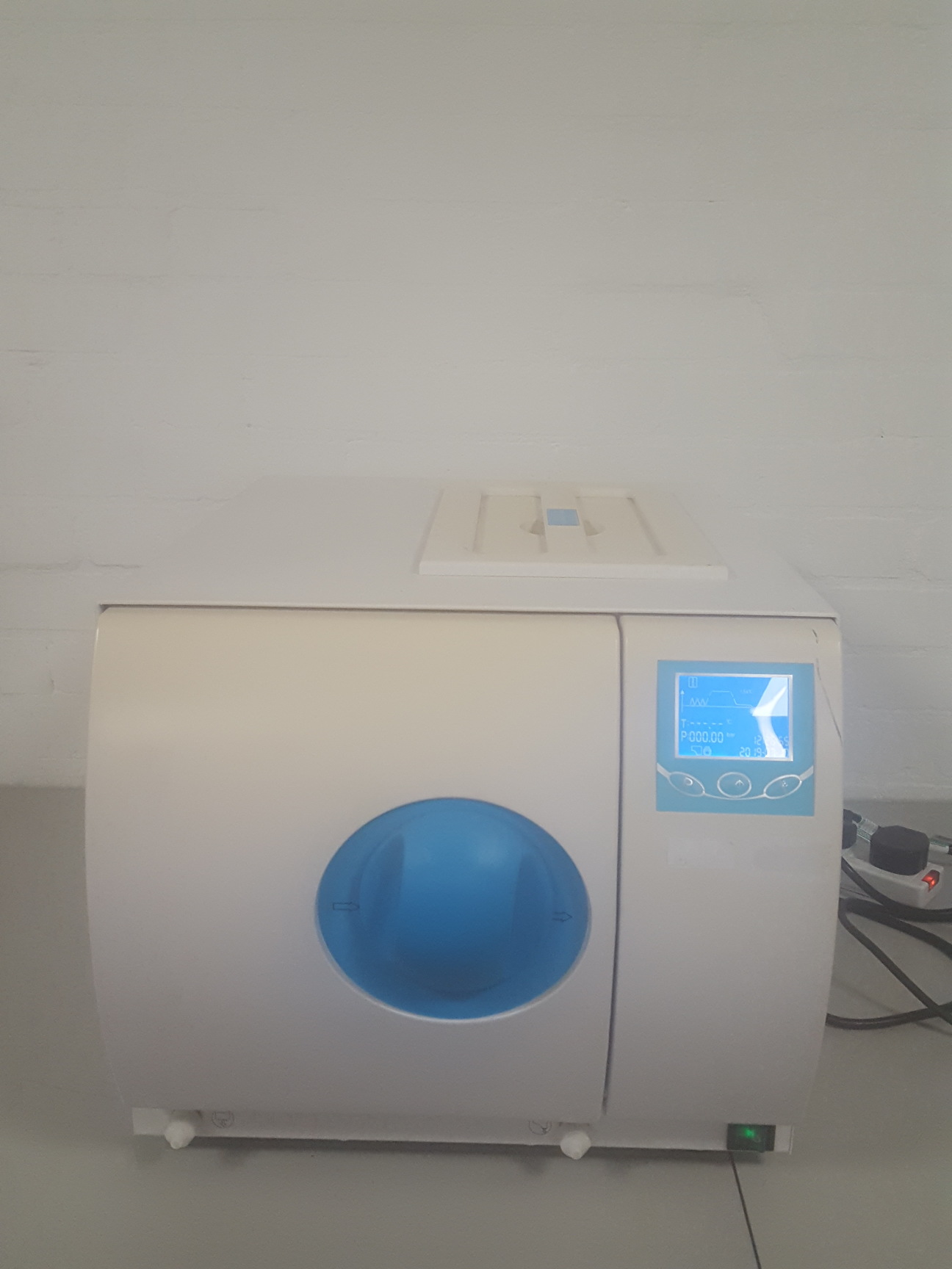 Image of STE-16-C Steam Sterilizer Autoclave 16 Liter Lab