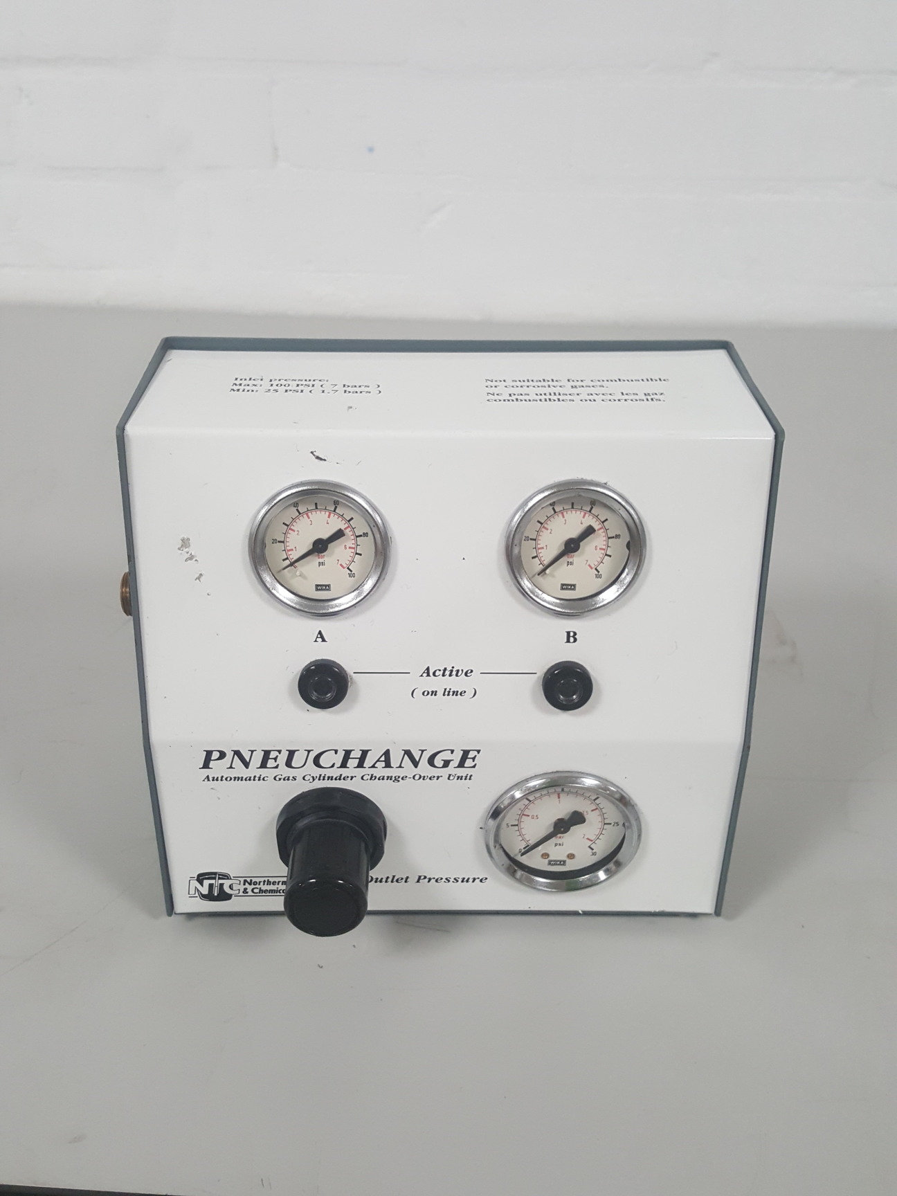 Image of NTC Pneuchange PC30 MK2 Automatic Gas Cylinder Change-Over Unit