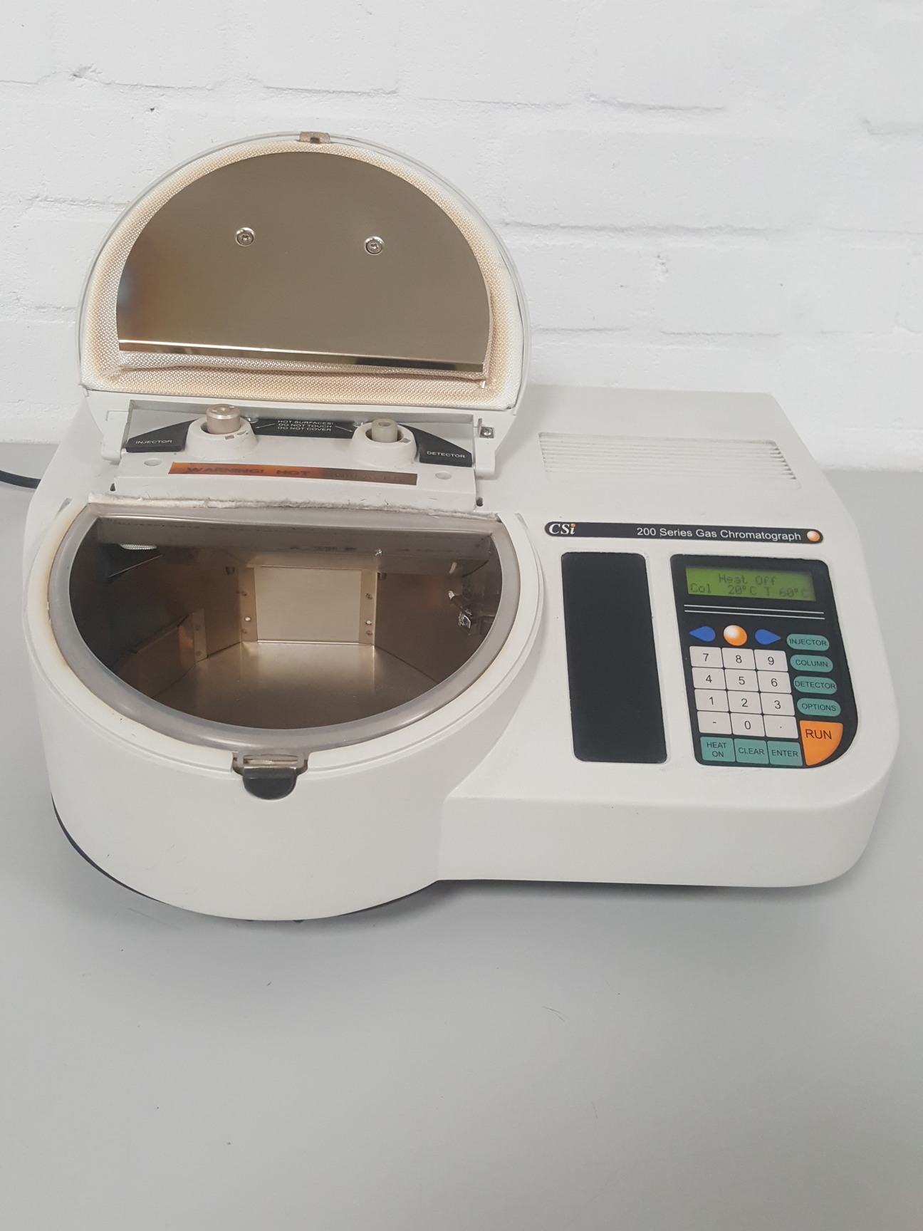 Image of Cambridge Scientific 200 series Gas Chromatography System