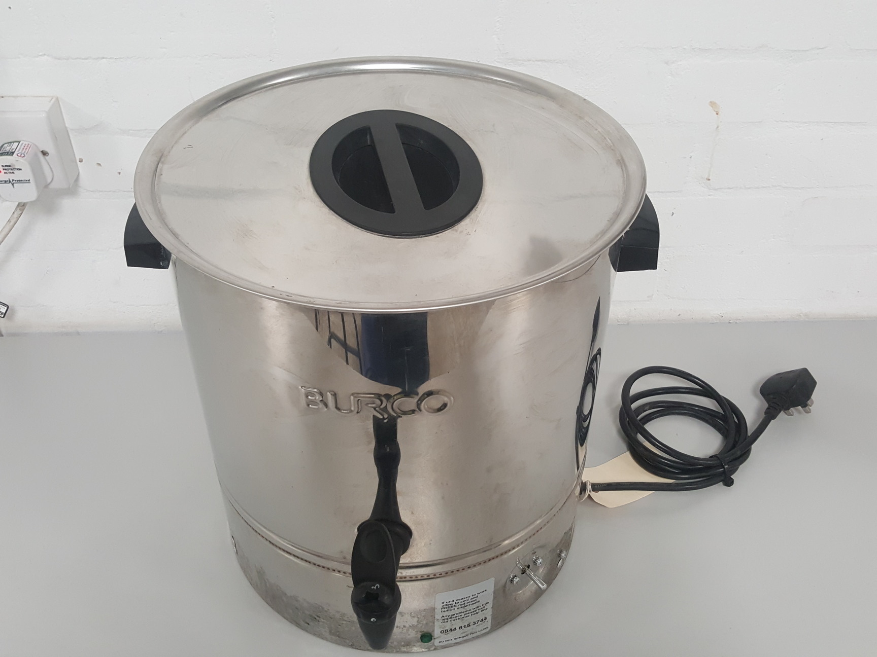 Image of Burco BCO W/B 20 Ltr Hot Water Boiler BCO W/B 20ltr C20STHF SS 76131