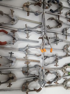 Thumbnail image of Large Lot of Metal Lab Clamp Stands Laboratory Teaching Chemistry