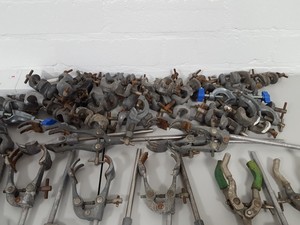 Thumbnail image of Large Lot of Metal Lab Clamp Stands Laboratory Teaching Chemistry