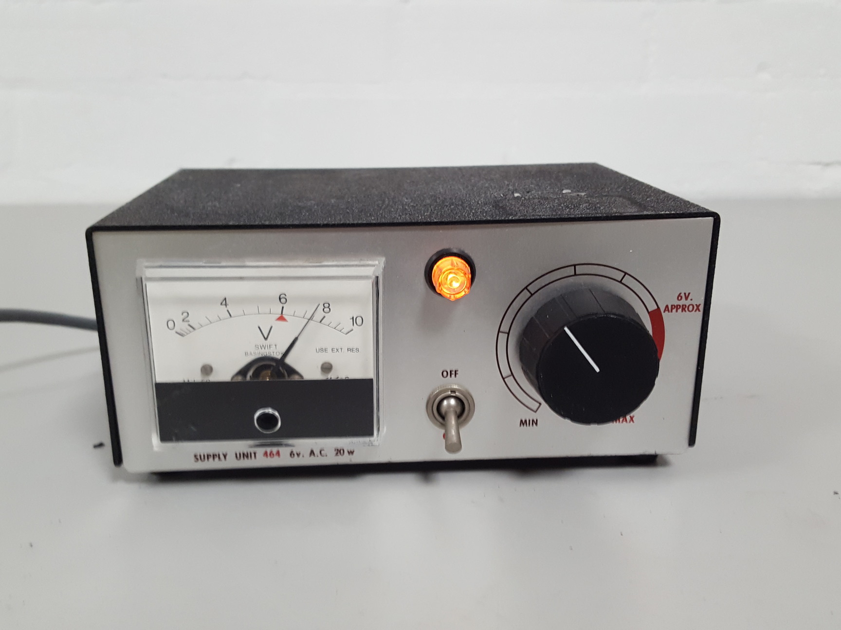 Image of Lab Variable Power Supply 464 Unit Electrical  Output 0 to 6V