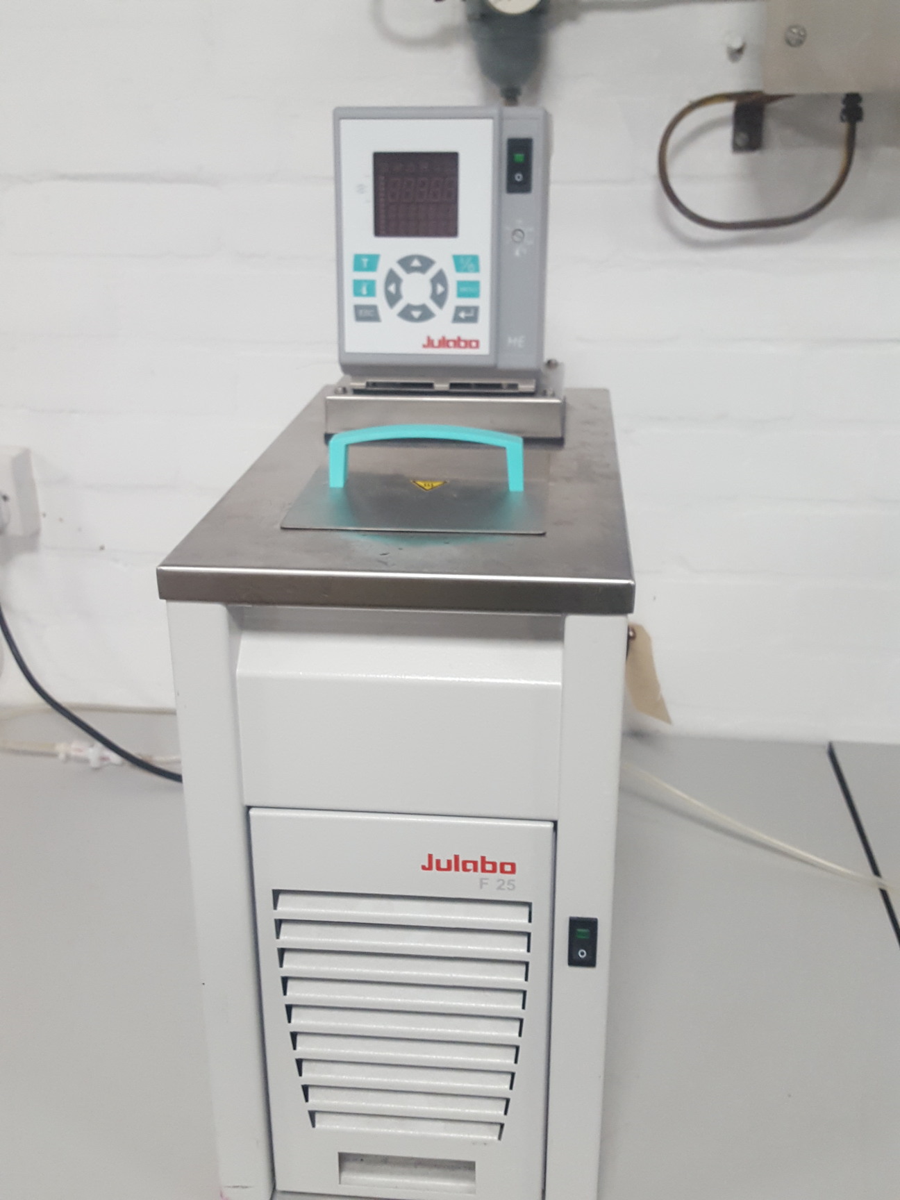 Image of Julabo F25-HE Refrigerated Water Bath Circulator Chiller Lab Spares Repairs