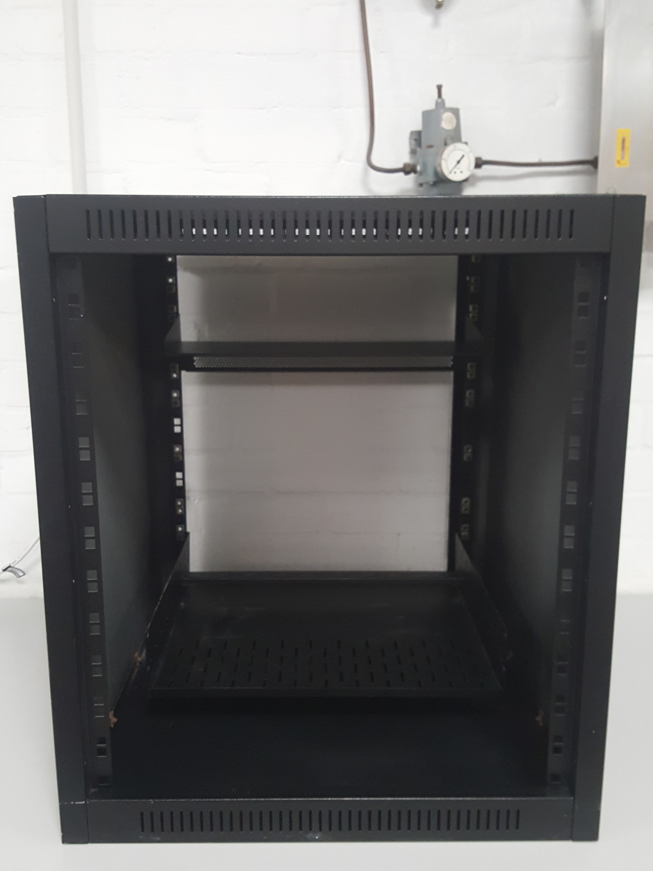Image of Black 19" Server Rack 12U / 53.4CM +2 Trays & 1 Vented Back Plate