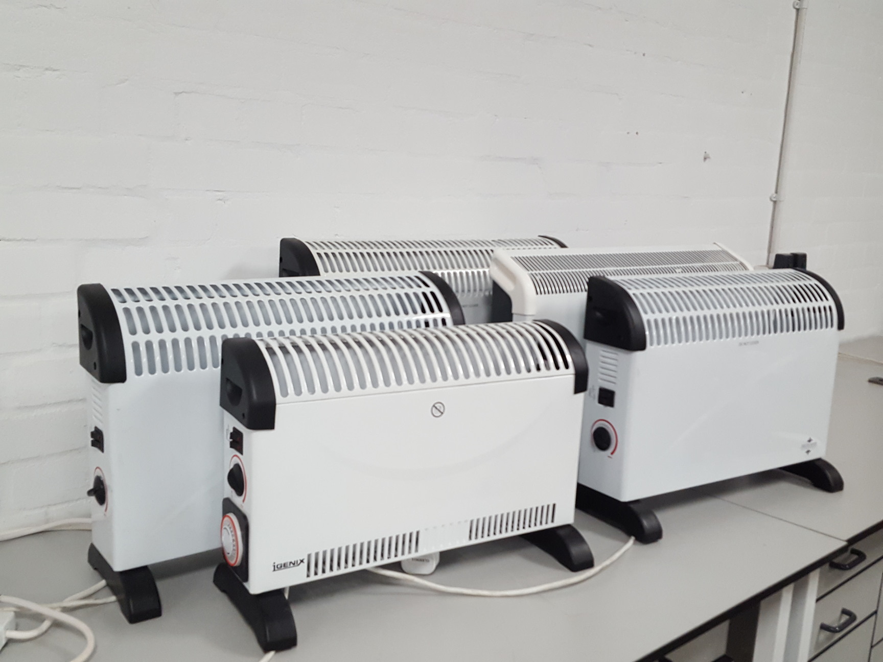 Image of Highlands Homeware HEA06 & Igenix IG5250 Convection Heater (Lot of 5)