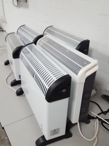 Thumbnail image of Highlands Homeware HEA06 & Igenix IG5250 Convection Heater (Lot of 5)