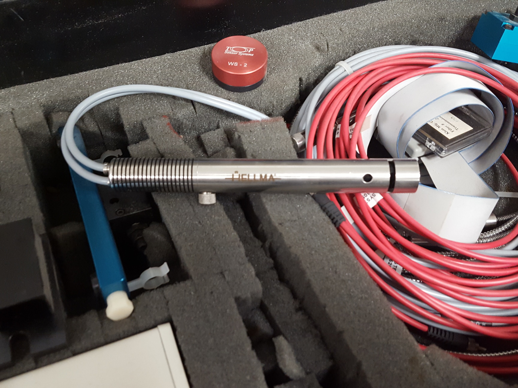 Ocean Optics Dual Channel SD2000 Fibre Opter Spectrometer HL2000