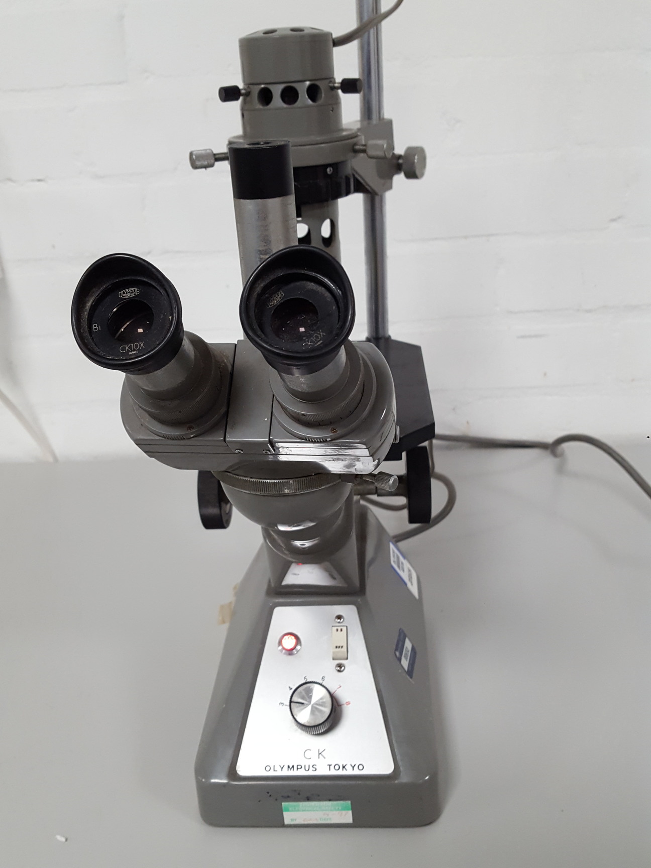 Olympus Ck Inverted Tissue Culture Microscope With 3x Objectives Lab 0397