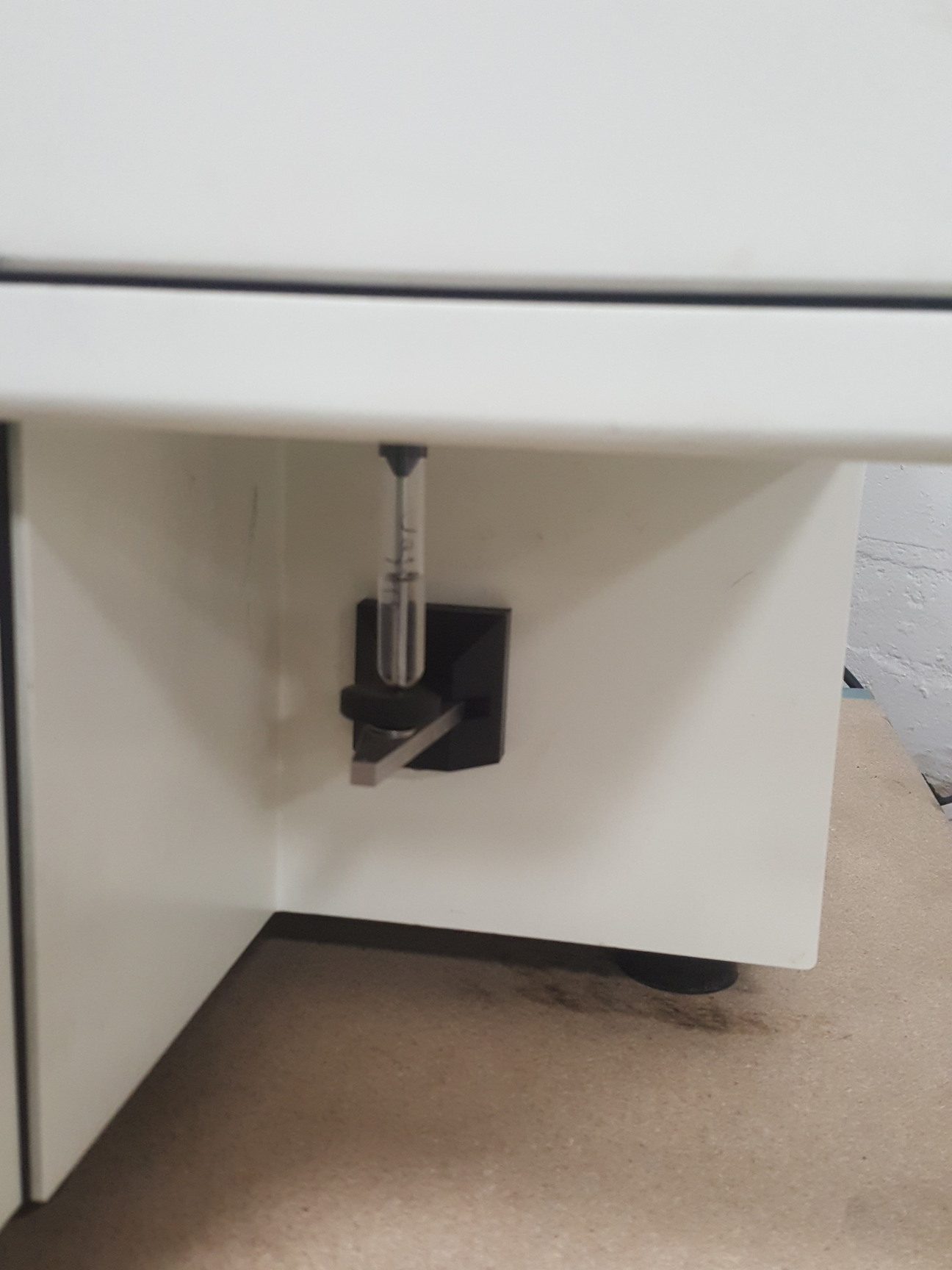Image of Becton Dickinson FACScan Flow Cytometer + Software & Dongle + Transformer Lab
