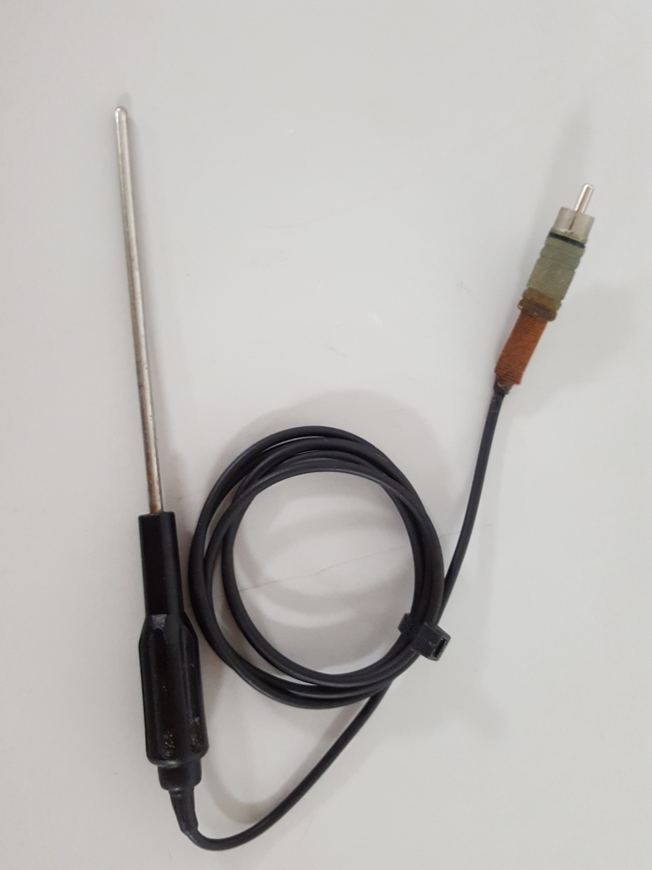 Image of Hanna Instrument PH 210 Microprocessor pH Meter Lab