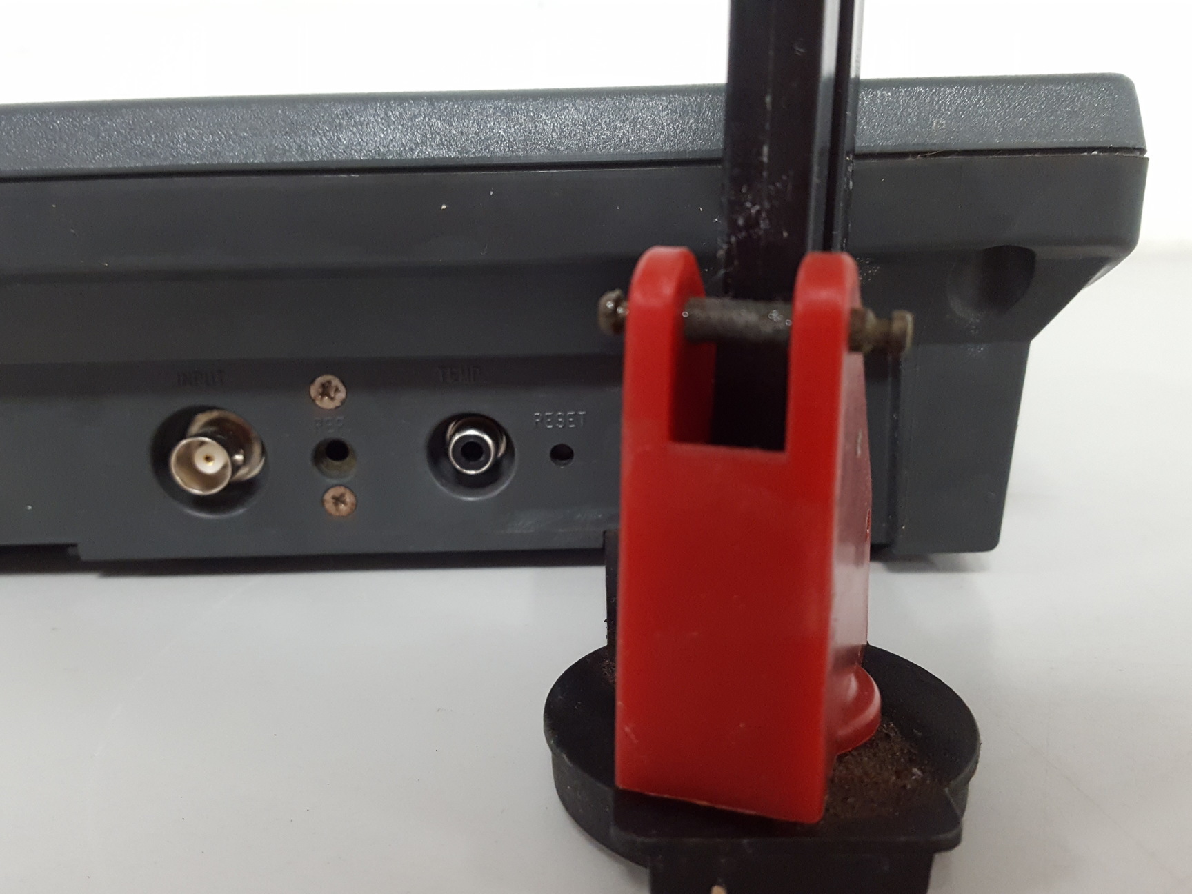 Image of Hanna Instrument PH 210 Microprocessor pH Meter Lab