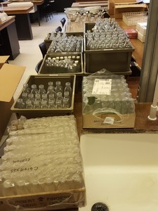 Thumbnail image of Large lot of Lab Glassware, Bottles, Test Tubes Measuring Cylinders Racks Flasks