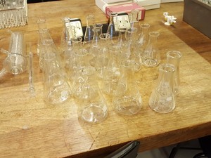 Thumbnail image of Large lot of Lab Glassware, Bottles, Test Tubes Measuring Cylinders Racks Flasks