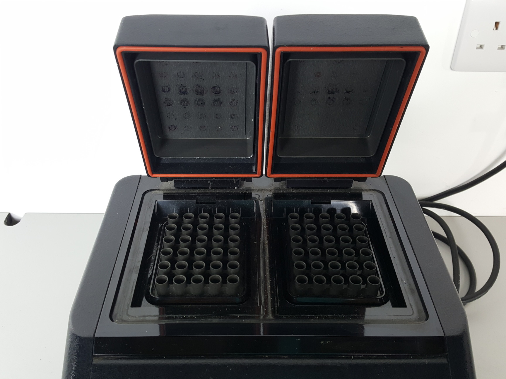 Image of MJ-Research PTC 200 Peltier Thermal Cycler + 2 Thermo Blocks Lab