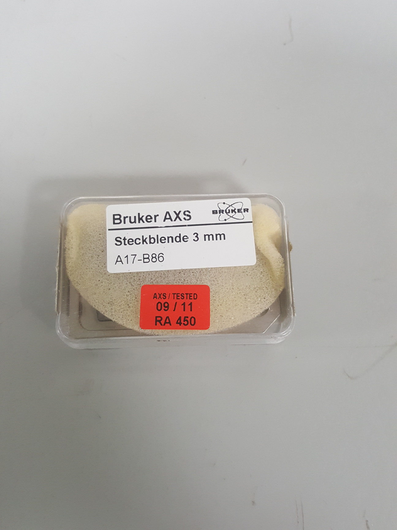 Image of 6x Bruker AXS XRD Sample / Specimen Holder, steckblende 8mm A17-B85, C79298-A324