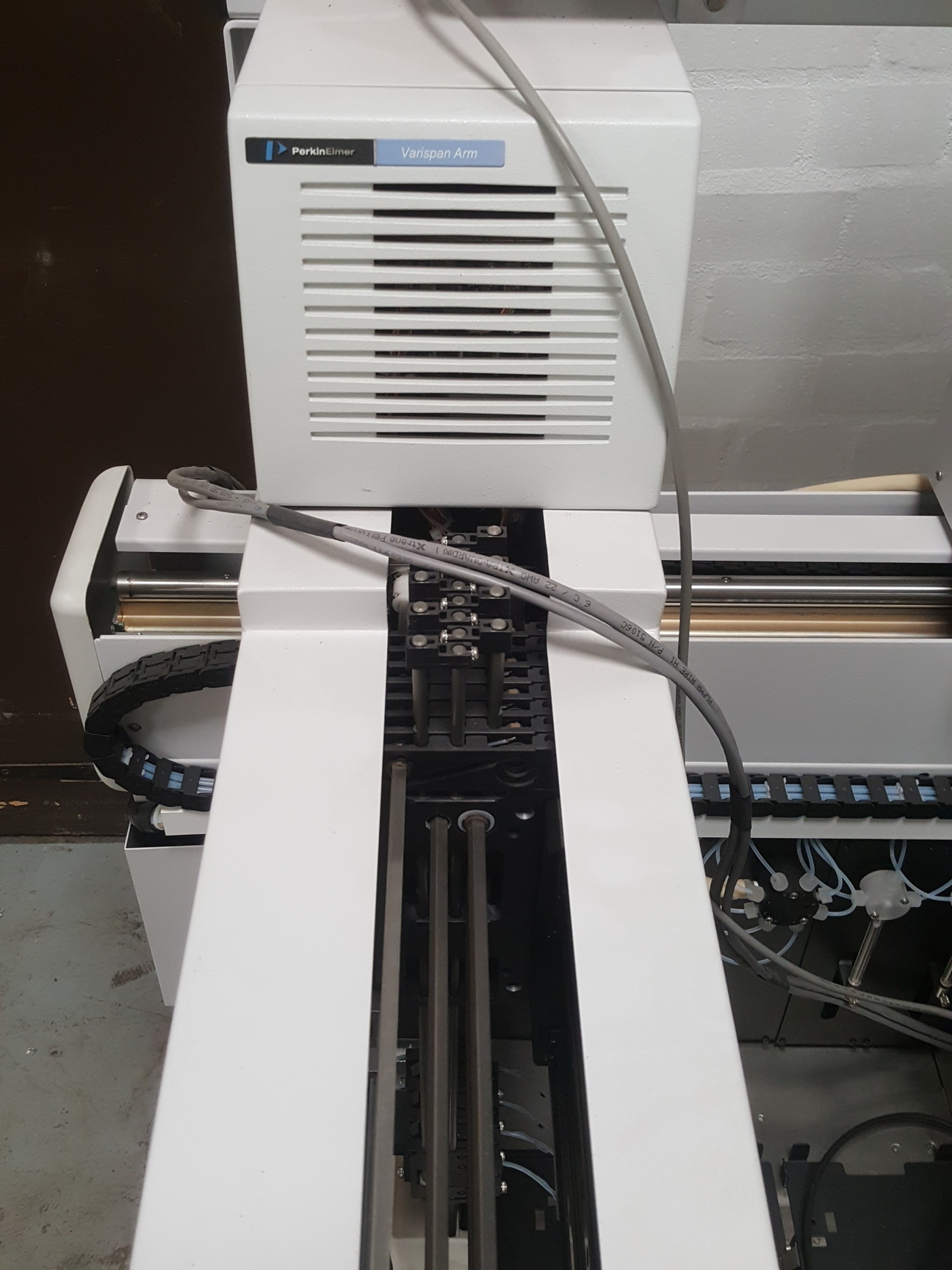 Image of Perkin Elmer Janus Gripper Automated Workstation Integration Platform, Victor 3V