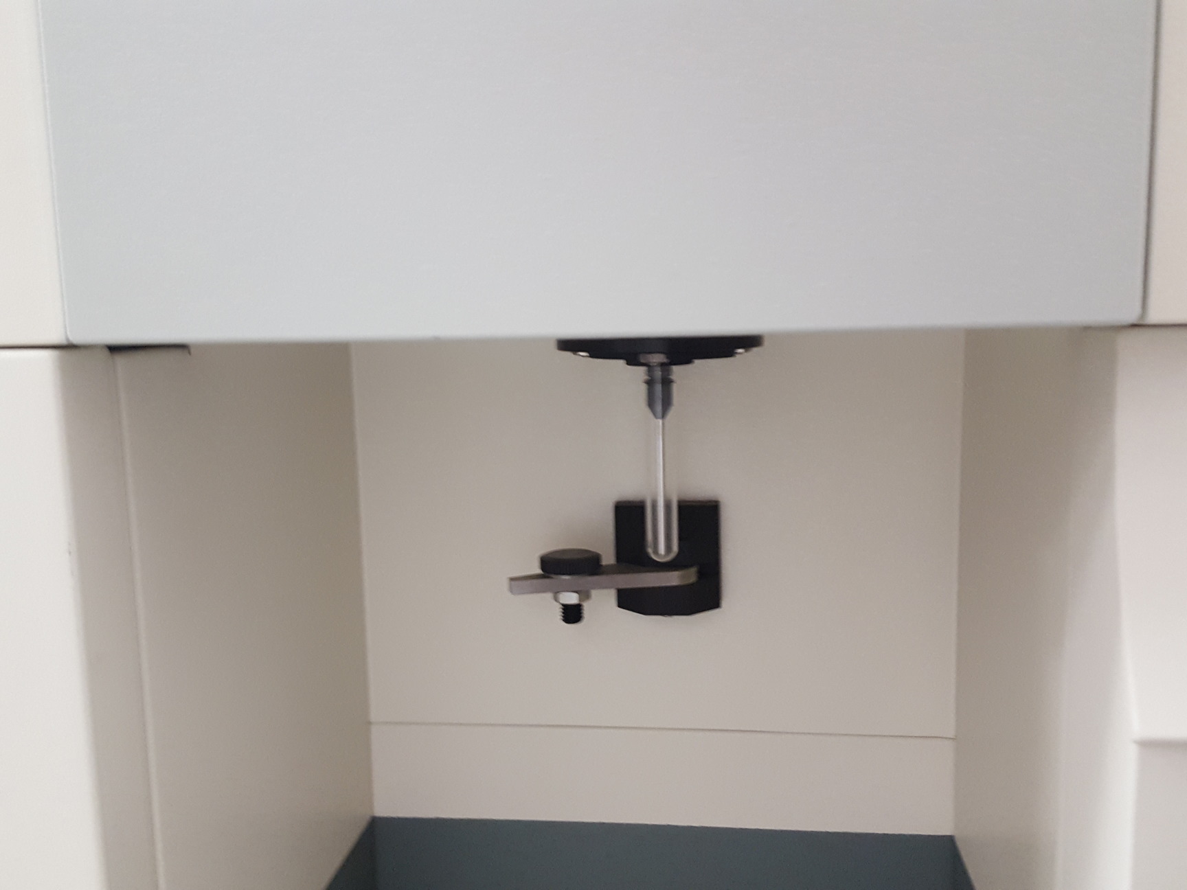 Image of BD FACSCalibur Flow Cytometer Cell Analyser + 44 TF 110 Transformer Lab