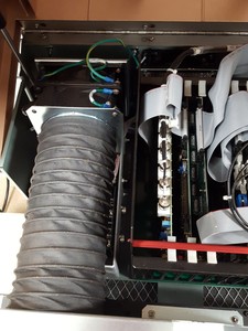 Thumbnail image of BD FACSCalibur Flow Cytometer Cell Analyser + 44 TF 110 Transformer Lab
