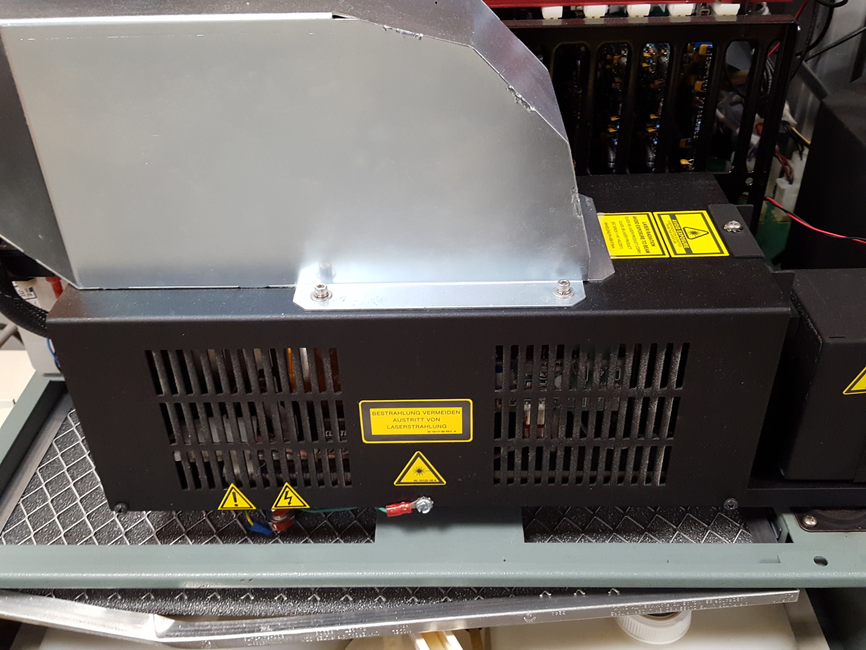 Image of BD FACSCalibur Flow Cytometer Cell Analyser + 44 TF 110 Transformer Lab