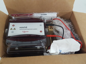 Thumbnail image of Hoefer miniVE Vertical Electrophoresis System & Electrotransfer Unit Gel Lab