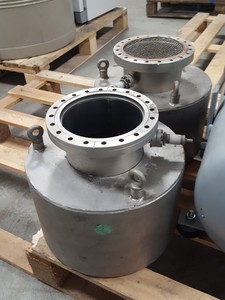 Thumbnail image of 2x UHV Ultra High Vacuum Chambers Lab 12/006/120