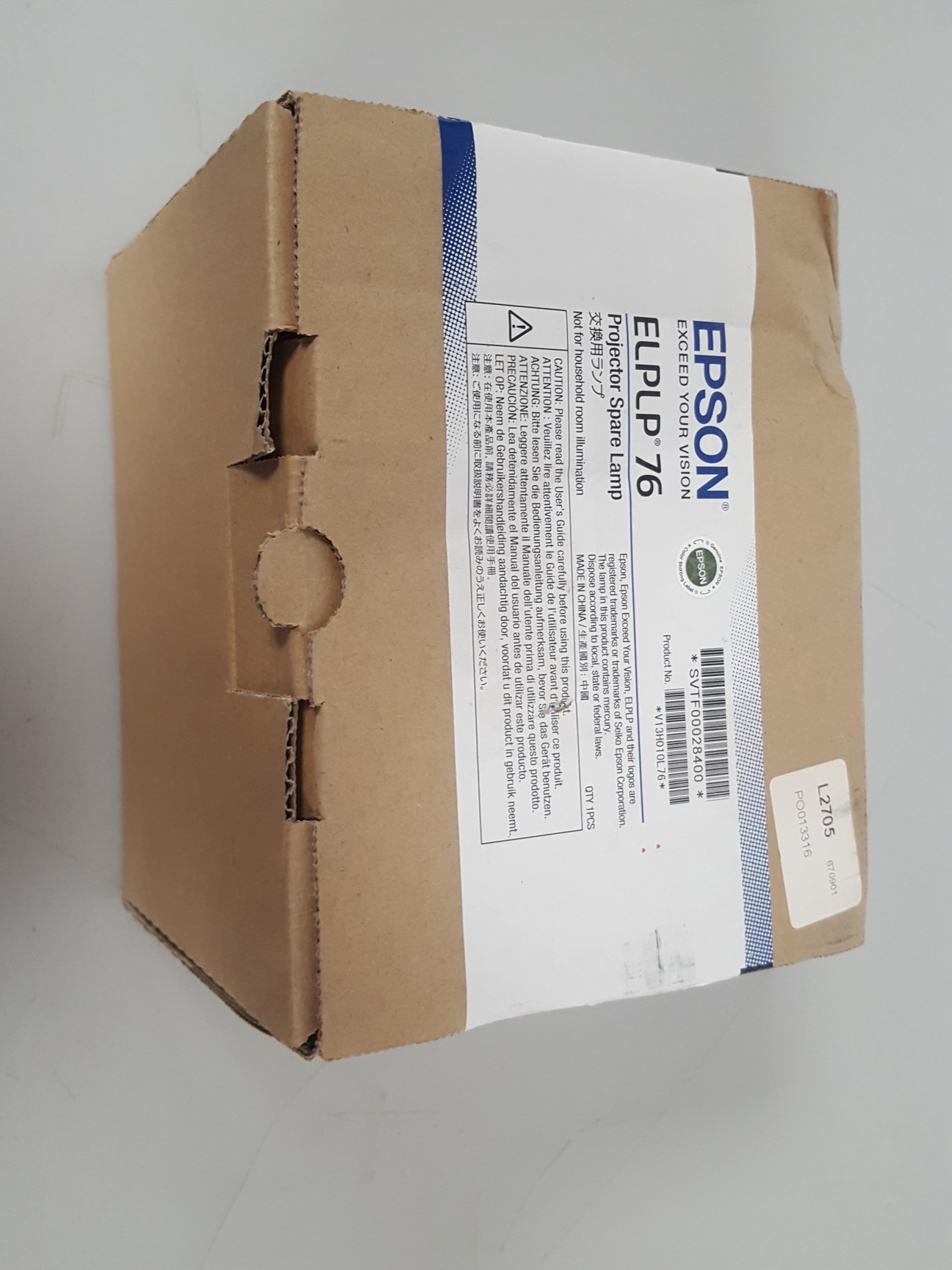 Epson ELPLP76 Projector Spare Lamp L2705