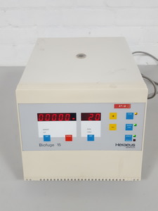 Thumbnail image of Heraeus Sepatech Biofuge 15 Benchtop Centrifuge + HTA 13.8 13000rpm Rotor Lab