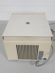 Thumbnail image of Heraeus Sepatech Biofuge 15 Benchtop Centrifuge + HTA 13.8 13000rpm Rotor Lab
