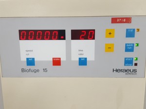Thumbnail image of Heraeus Sepatech Biofuge 15 Benchtop Centrifuge + HTA 13.8 13000rpm Rotor Lab