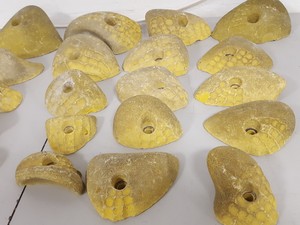Thumbnail image of Lot of 25 Yellow Bouldering / Rock Climbing Grips Hand / Foot - No Bolts