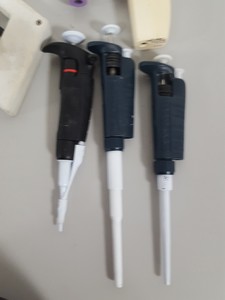 Thumbnail image of Lot of 9 Multi-Brand Pipet-Aid Controllers Fisherbrand Jencons Pipettes Lab