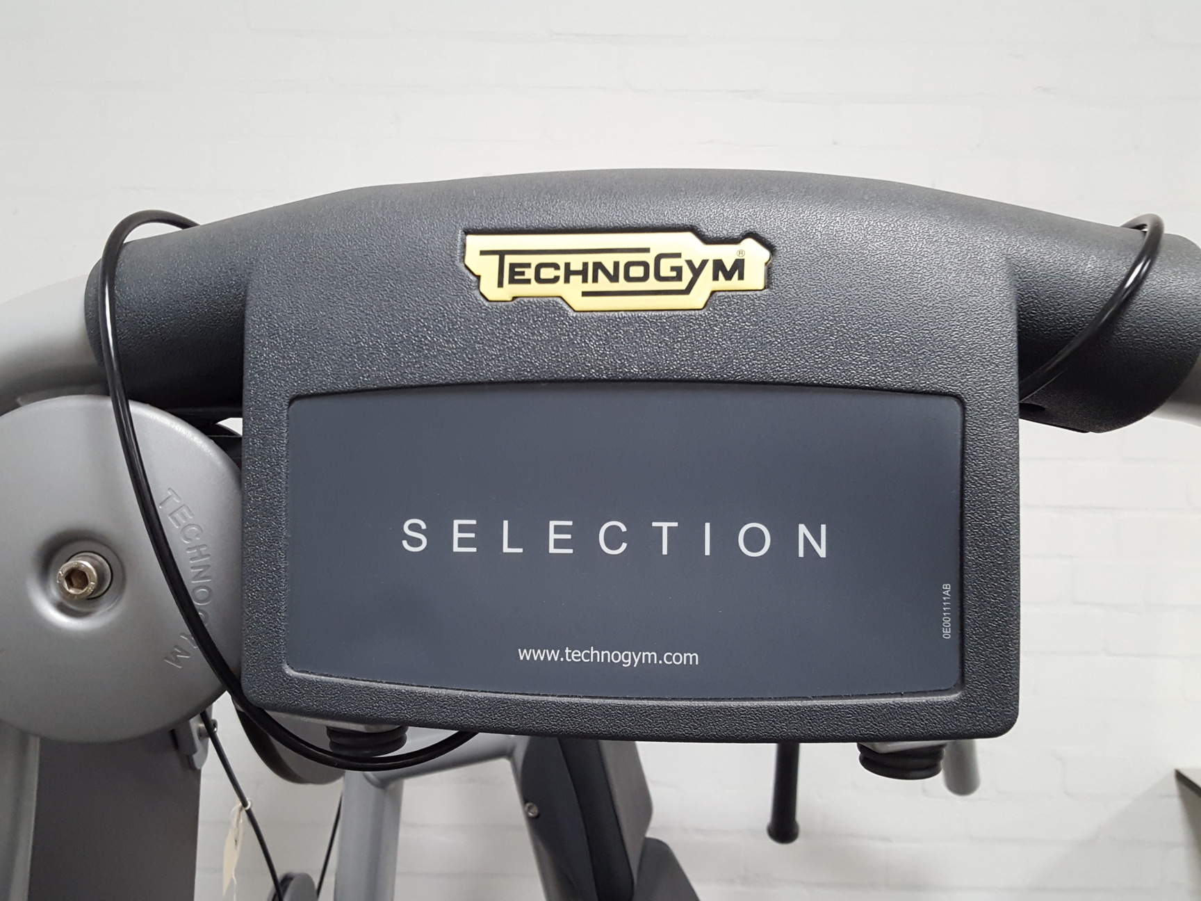 Image of Technogym Vertical Traction Gym Resistance Machine - Broken Arm Spares Repair