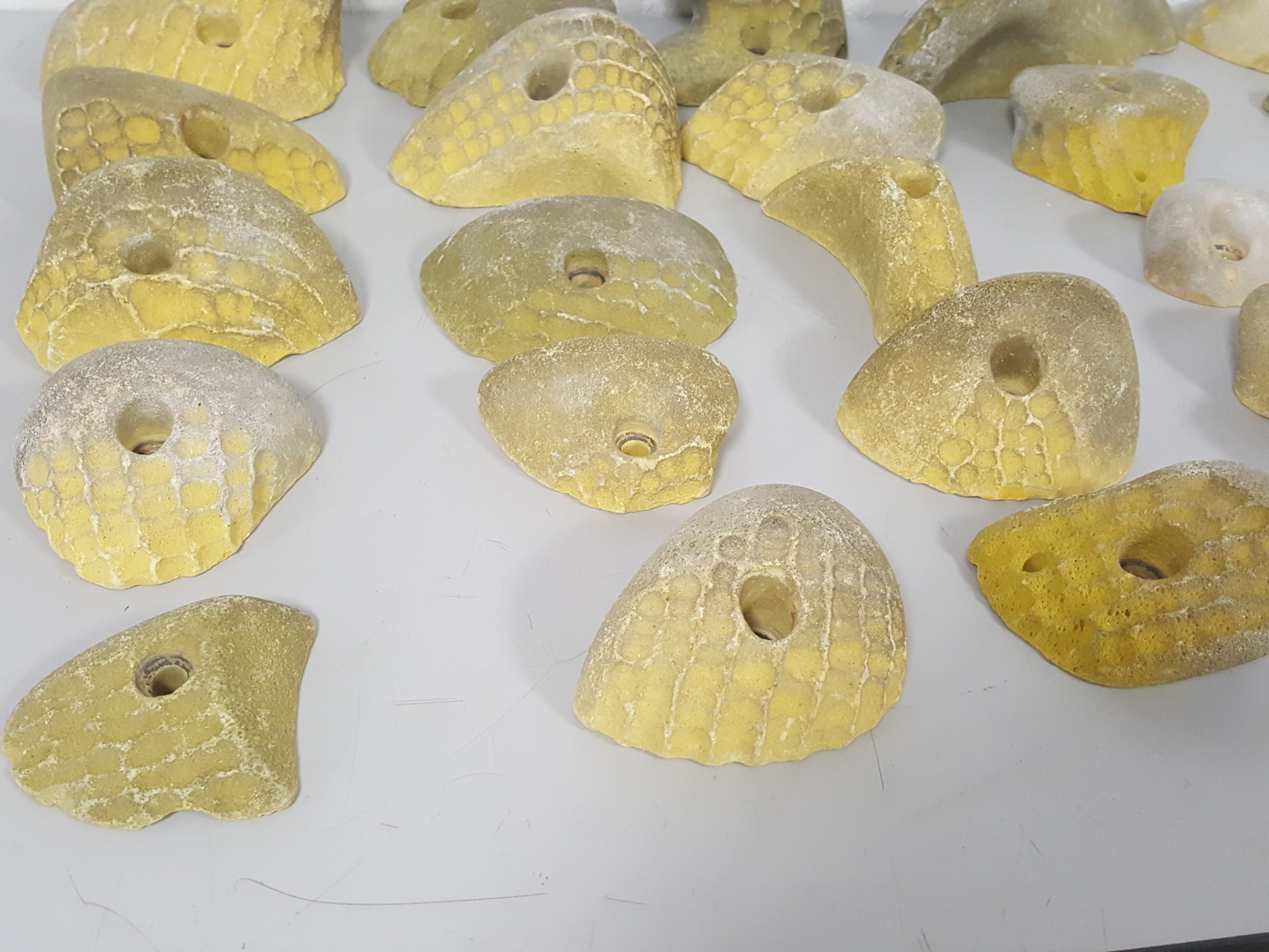 Image of Lot of 25 Yellow Bouldering / Rock Climbing Grips Hand / Foot - No Bolts