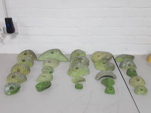 Thumbnail image of Lot of 25 Green Bouldering / Rock Climbing Grips Hand / Foot - No Bolts