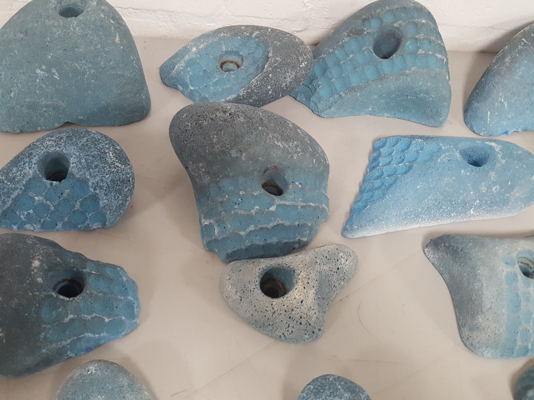 Image of Lot of 25 Blue Bouldering / Rock Climbing Grips Hand / Foot - No Bolts