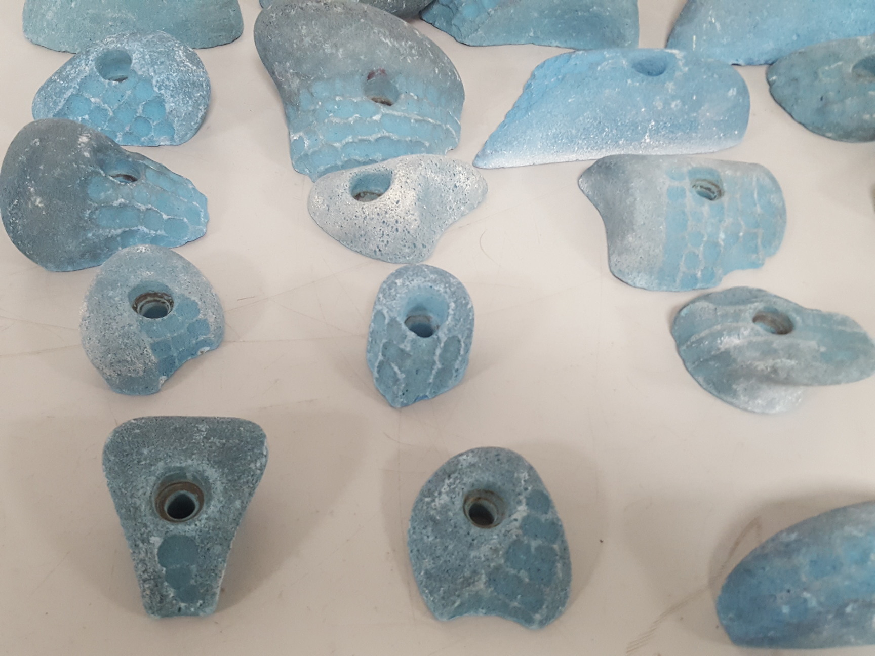 Image of Lot of 25 Blue Bouldering / Rock Climbing Grips Hand / Foot - No Bolts