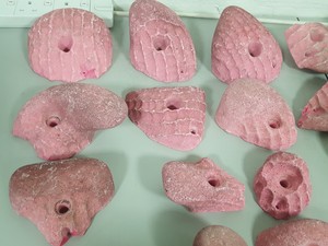 Thumbnail image of Lot of 25 Pink Bouldering / Rock Climbing Grips Hand / Foot - No Bolts