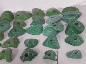 Thumbnail image of Lot of 25 Green Bouldering / Rock Climbing Grips Hand / Foot - No Bolts