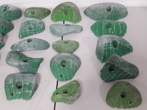 Thumbnail image of Lot of 25 Green Bouldering / Rock Climbing Grips Hand / Foot - No Bolts