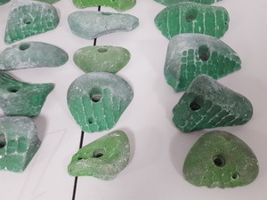 Thumbnail image of Lot of 25 Green Bouldering / Rock Climbing Grips Hand / Foot - No Bolts